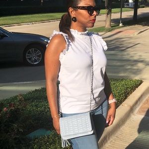 Meet your Posher, Tania